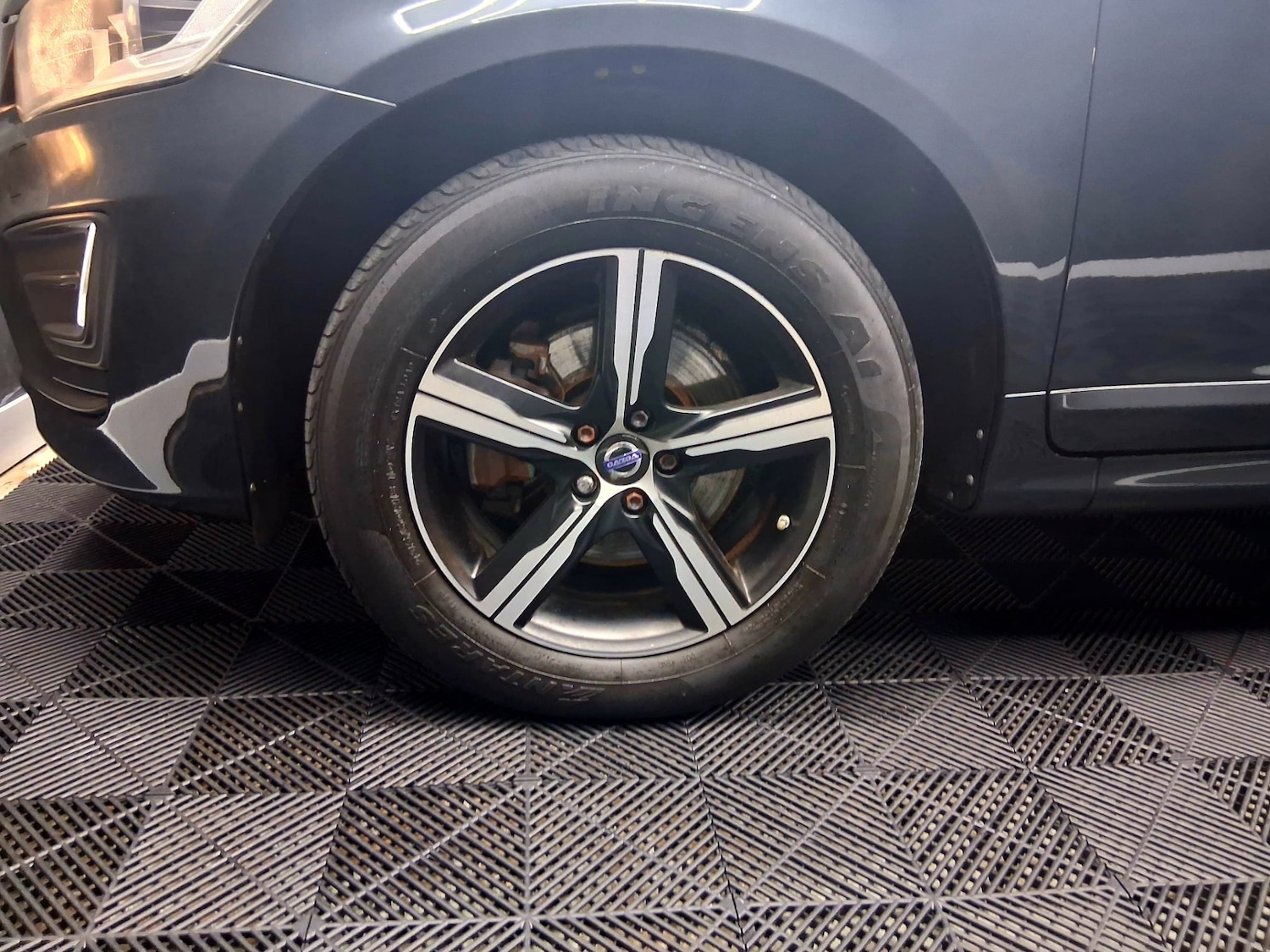 Used Volvo XC60 2017 for sale - 77138400: Photo 18