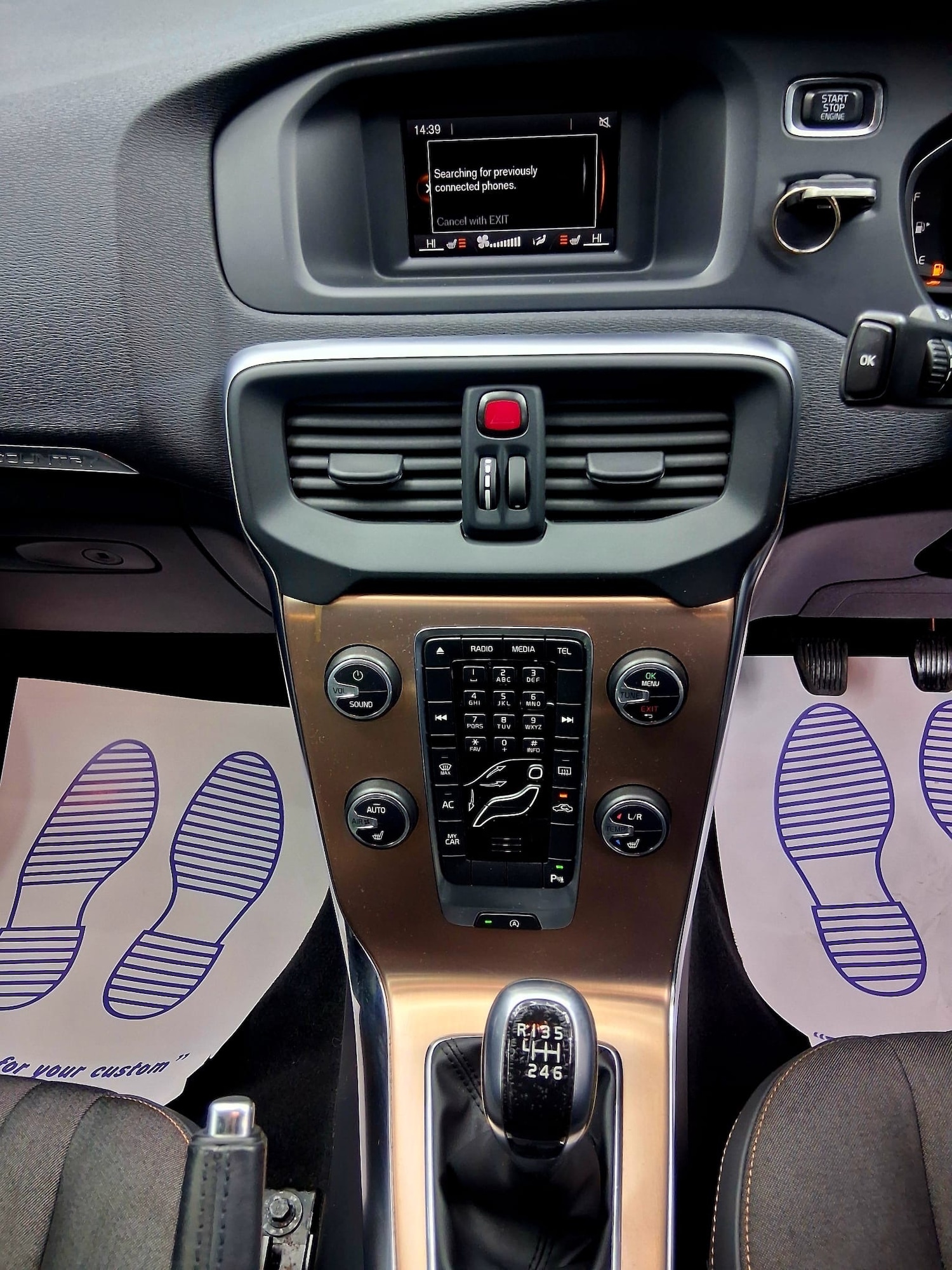 Used Volvo V40 2014 for sale - 77241940: Photo 10