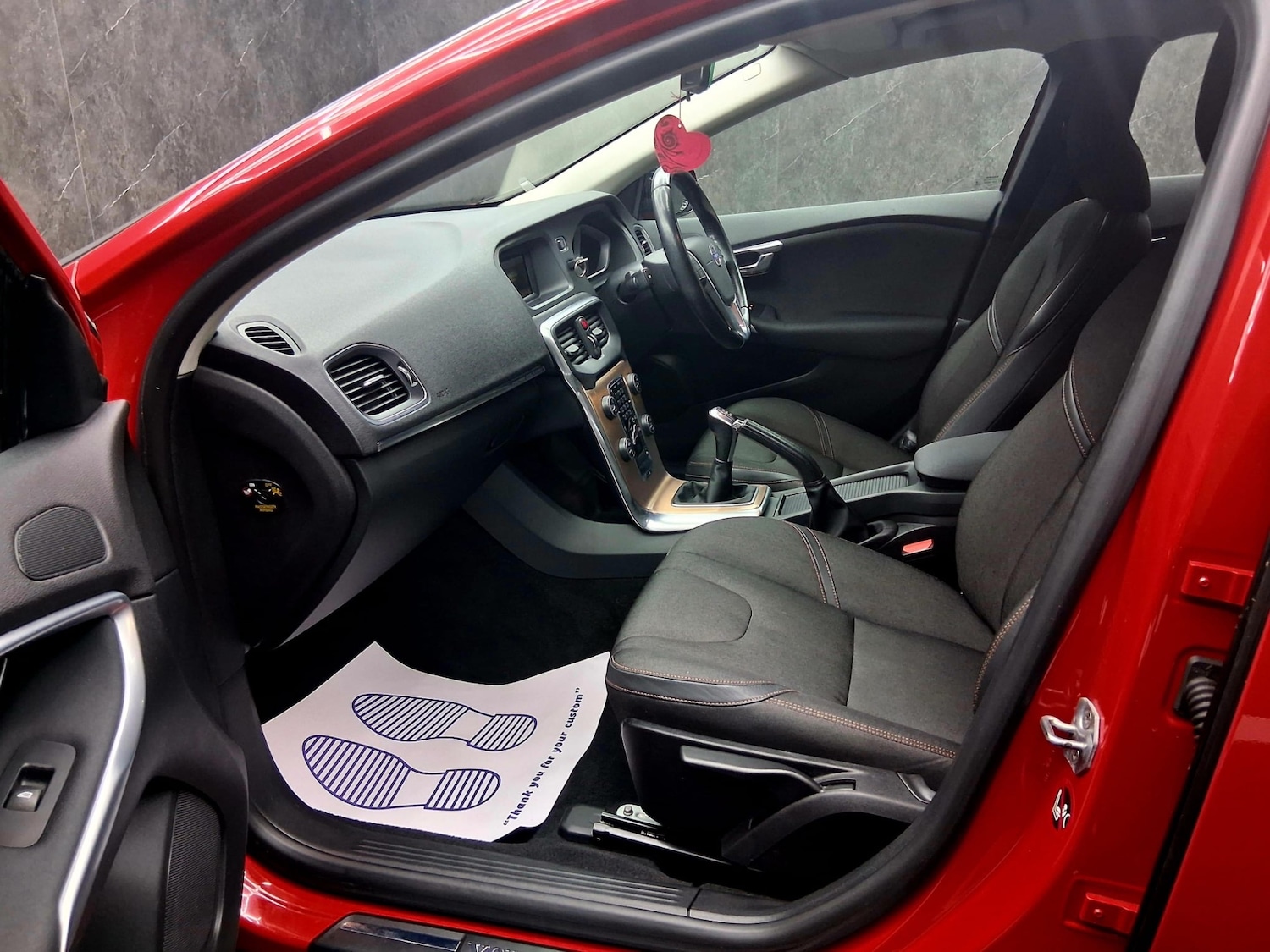 Used Volvo V40 2014 for sale - 77241940: Photo 14