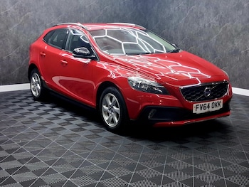 Used Volvo V40 2014 for sale - 77241940: Photo