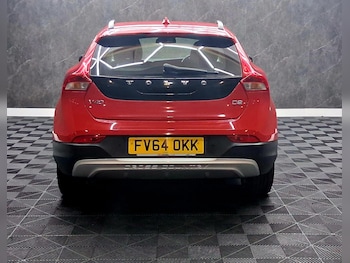 Used Volvo V40 2014 for sale - 77241940: Photo