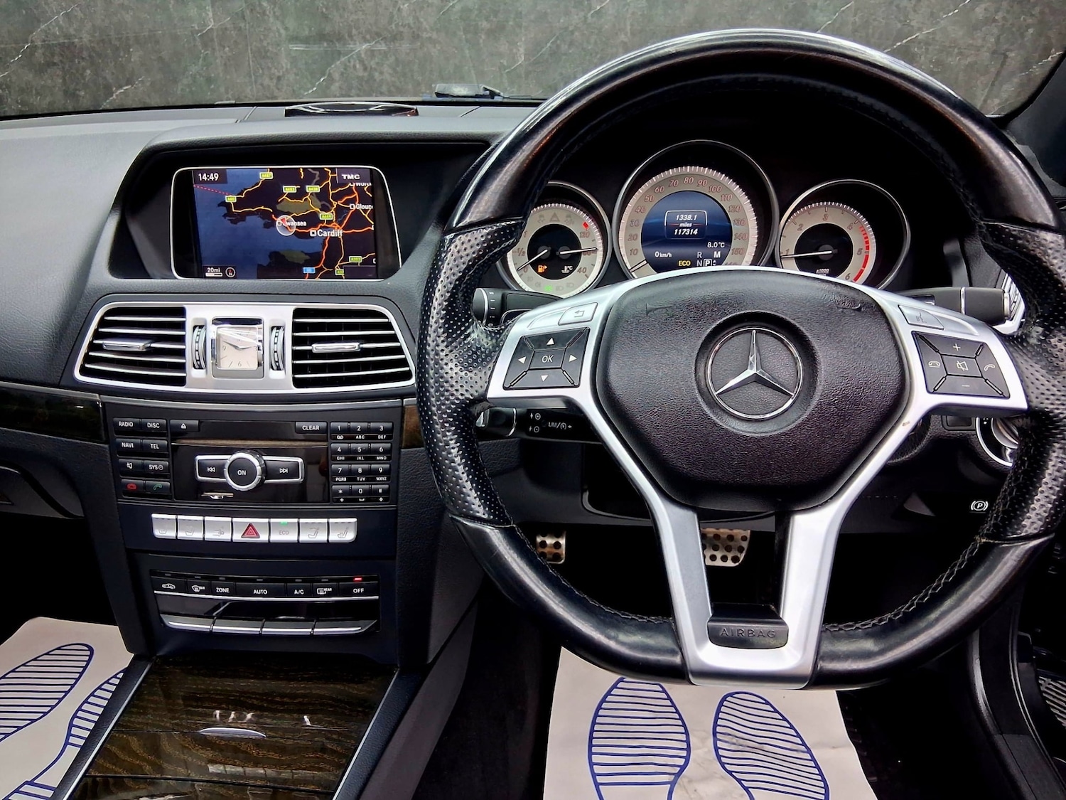 Used Mercedes-Benz E Class 2013 for sale - 77610343: Photo 21