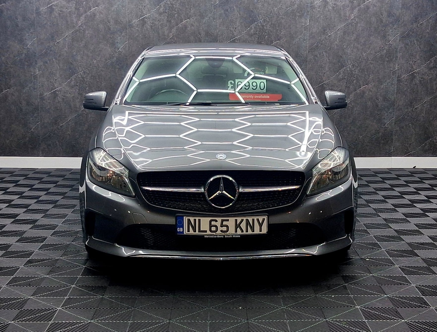 Used Mercedes-Benz A-Class 2015 for sale - 77162117: Photo 4