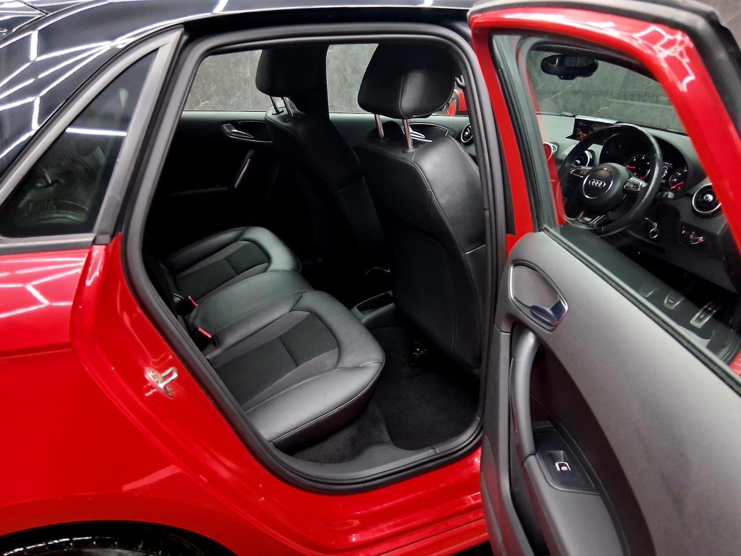 Used Audi A1 2015 for sale - 77545351: Photo 13