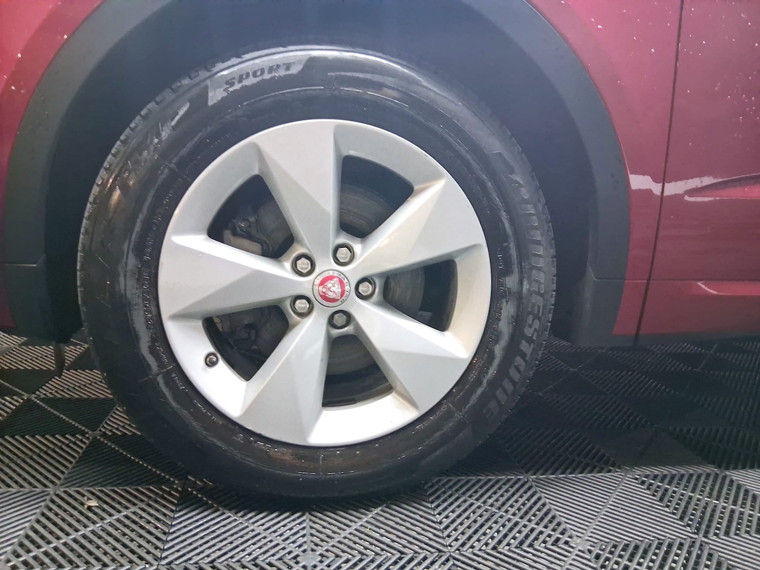 Used Jaguar E-Pace 2019 for sale - 77137560: Photo 13