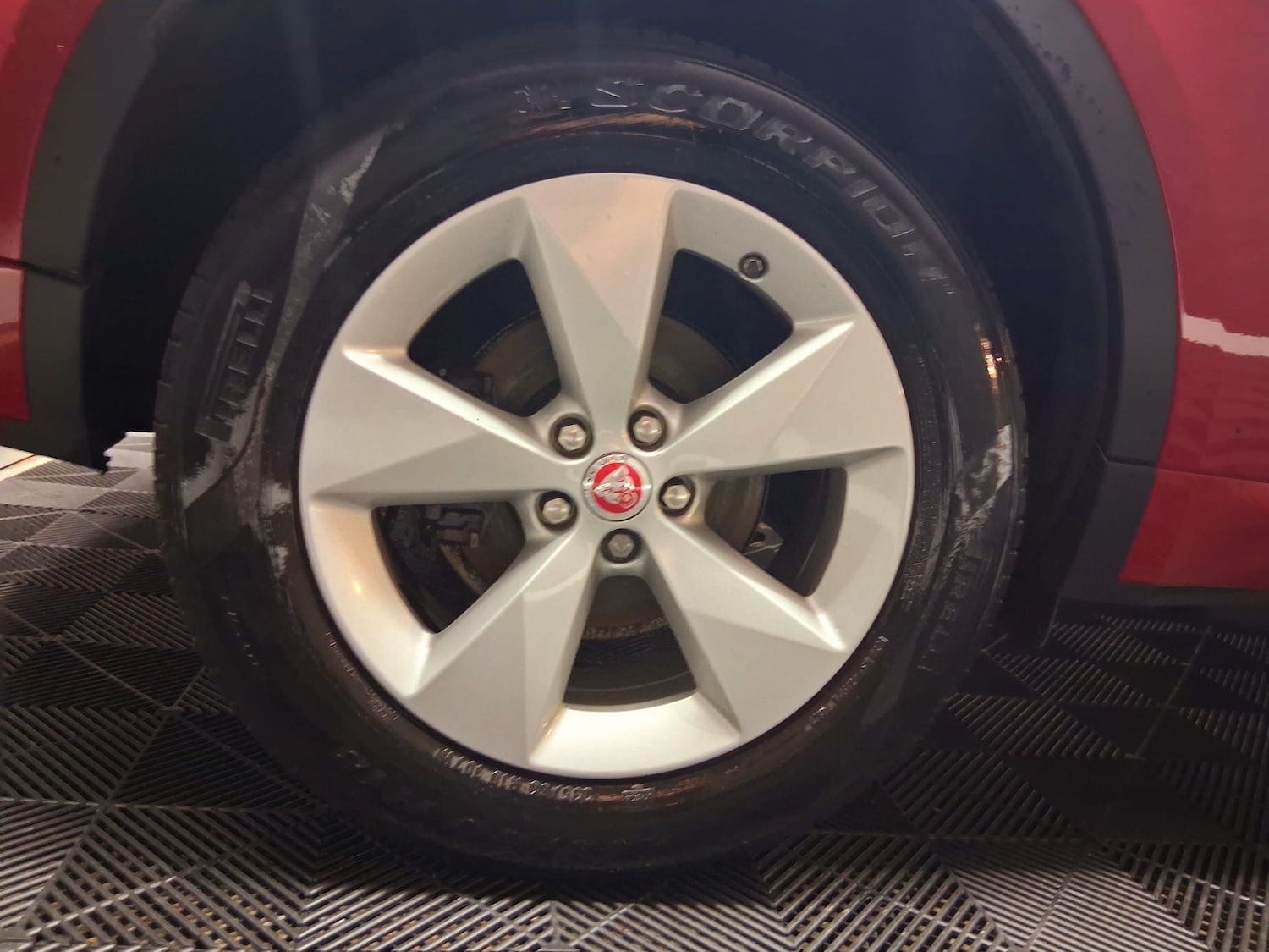 Used Jaguar E-Pace 2019 for sale - 77137560: Photo 14