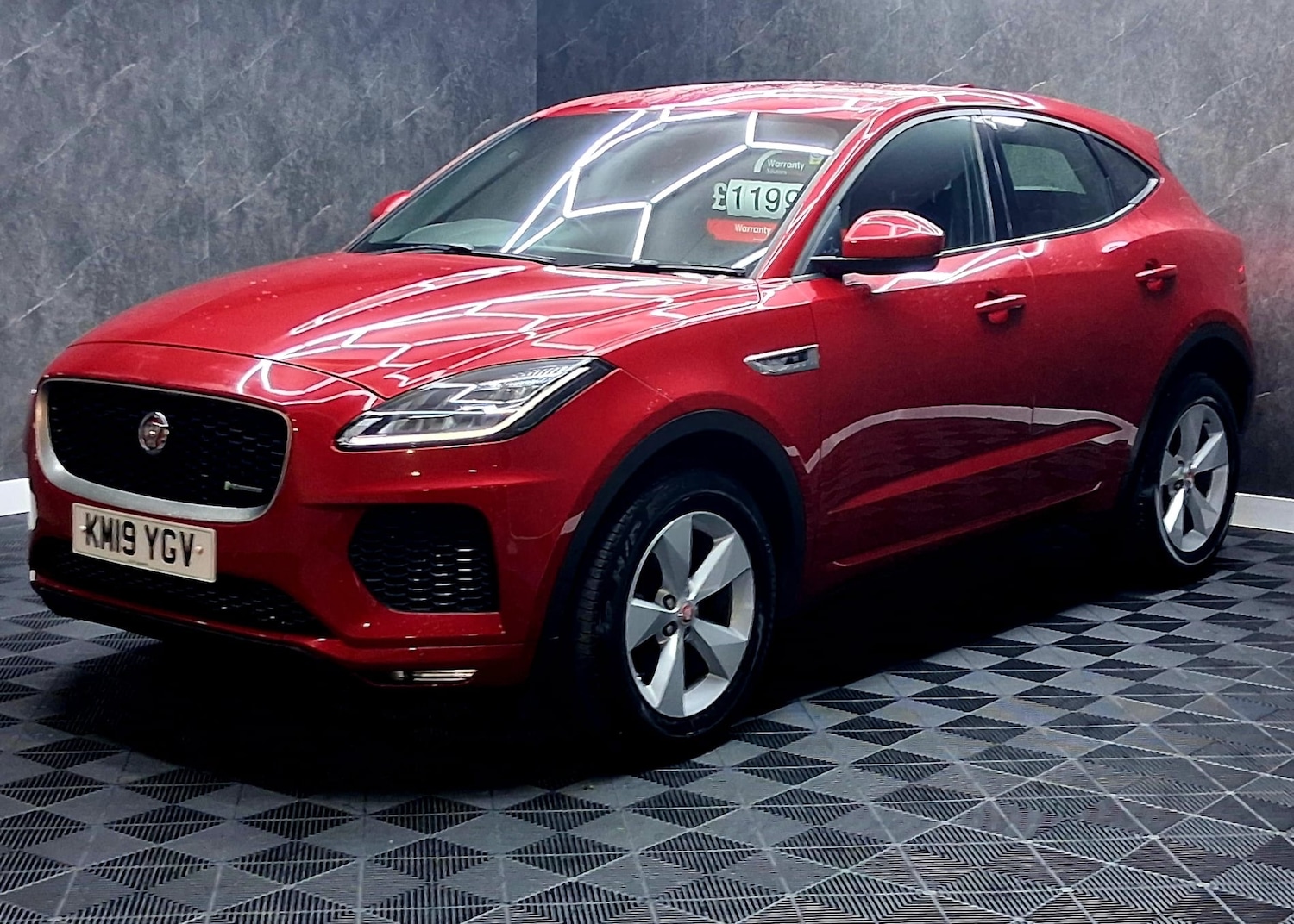 Used Jaguar E-Pace 2019 for sale - 77137560: Photo 3
