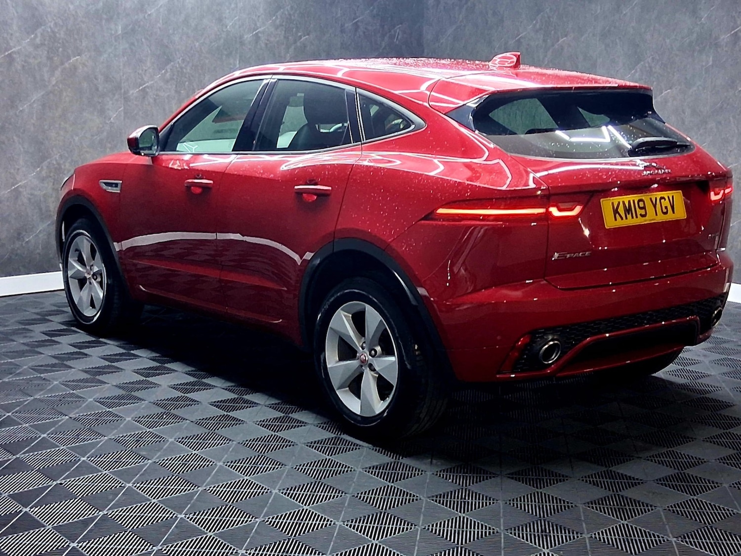 Used Jaguar E-Pace 2019 for sale - 77137560: Photo 5