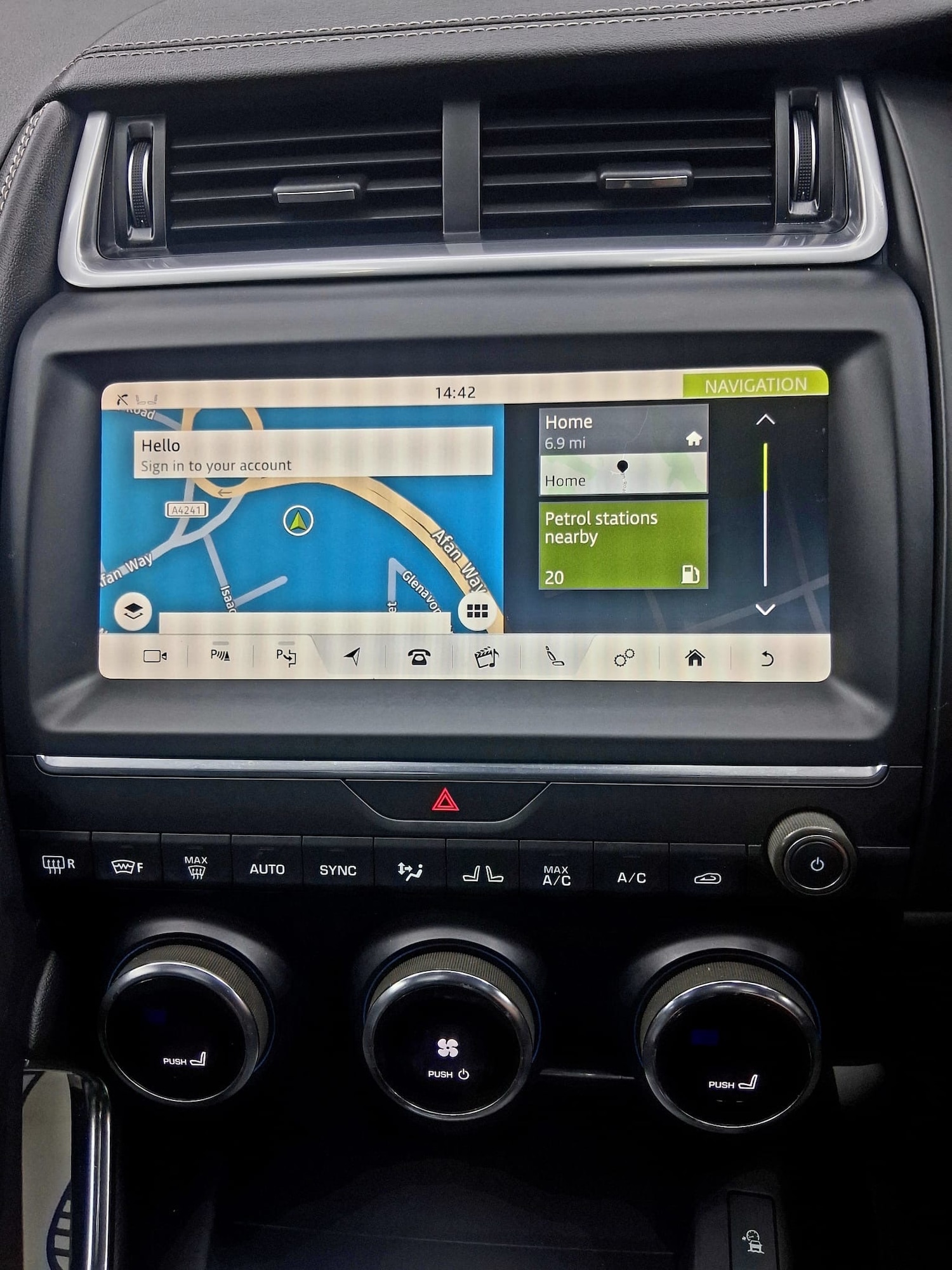 Used Jaguar E-Pace 2018 for sale - 77989368: Photo 13