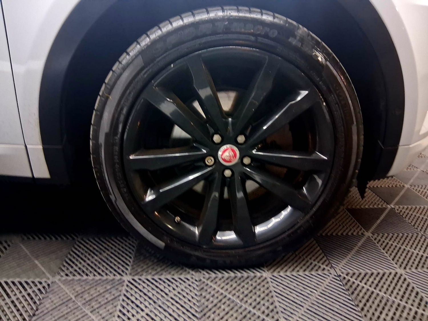 Used Jaguar E-Pace 2018 for sale - 77989368: Photo 20