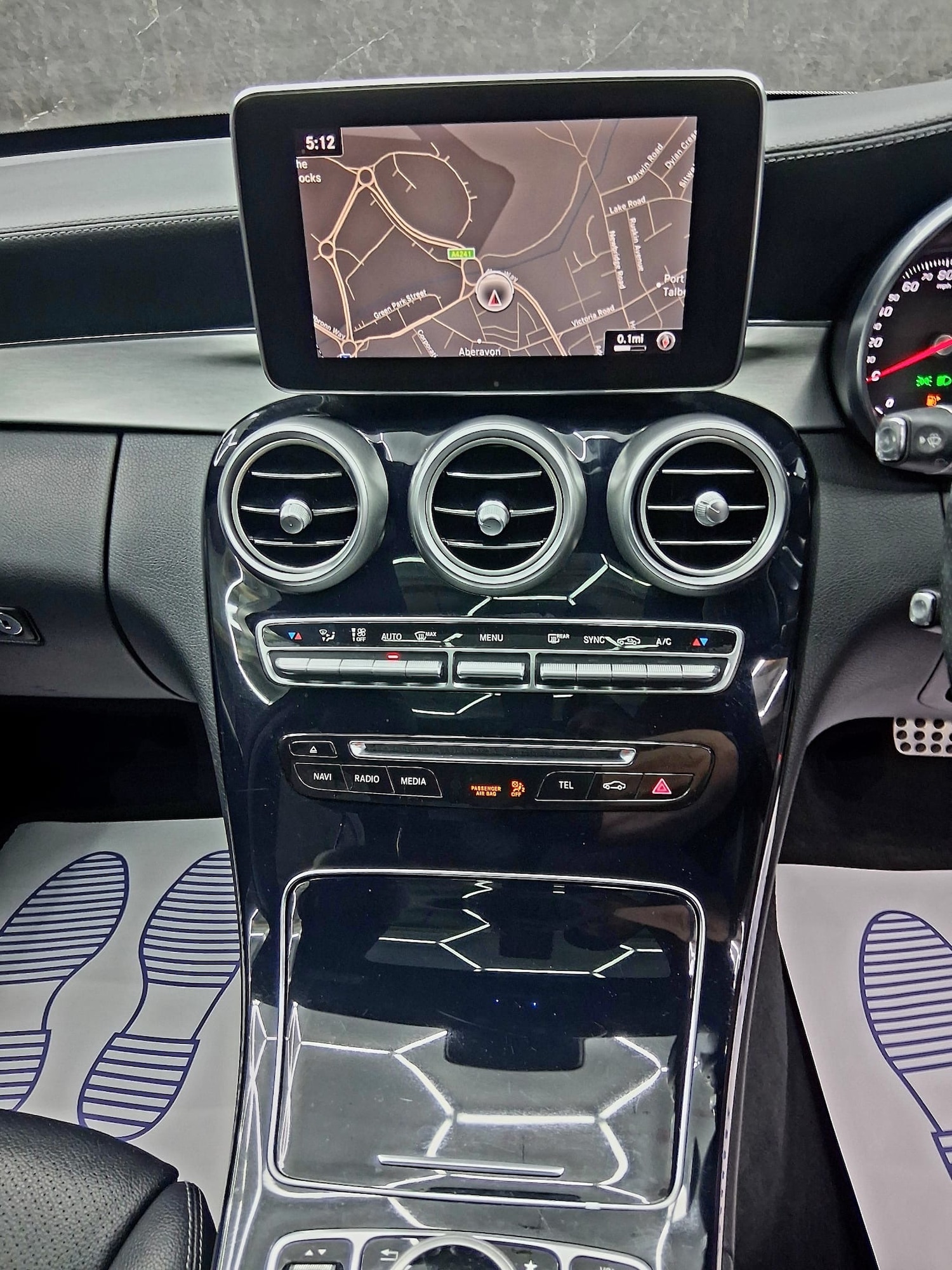 Used Mercedes-Benz C Class 2015 for sale - 77622866: Photo 14