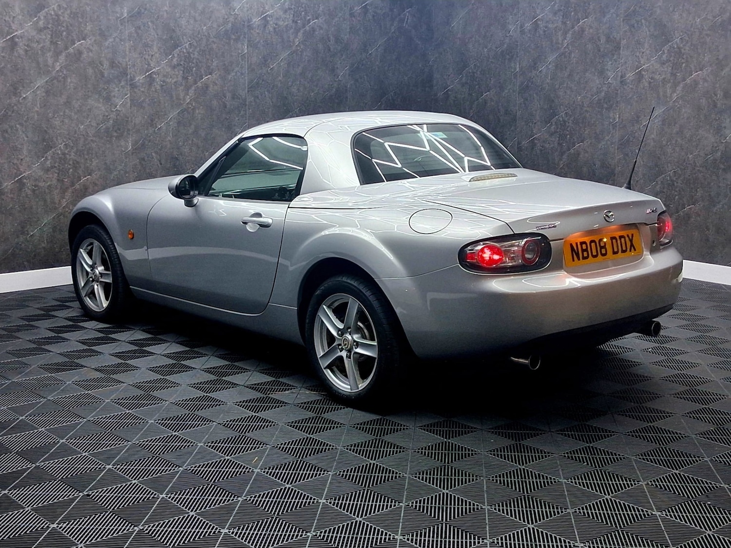 Used Mazda MX-5 2008 for sale - 77170373: Photo 8