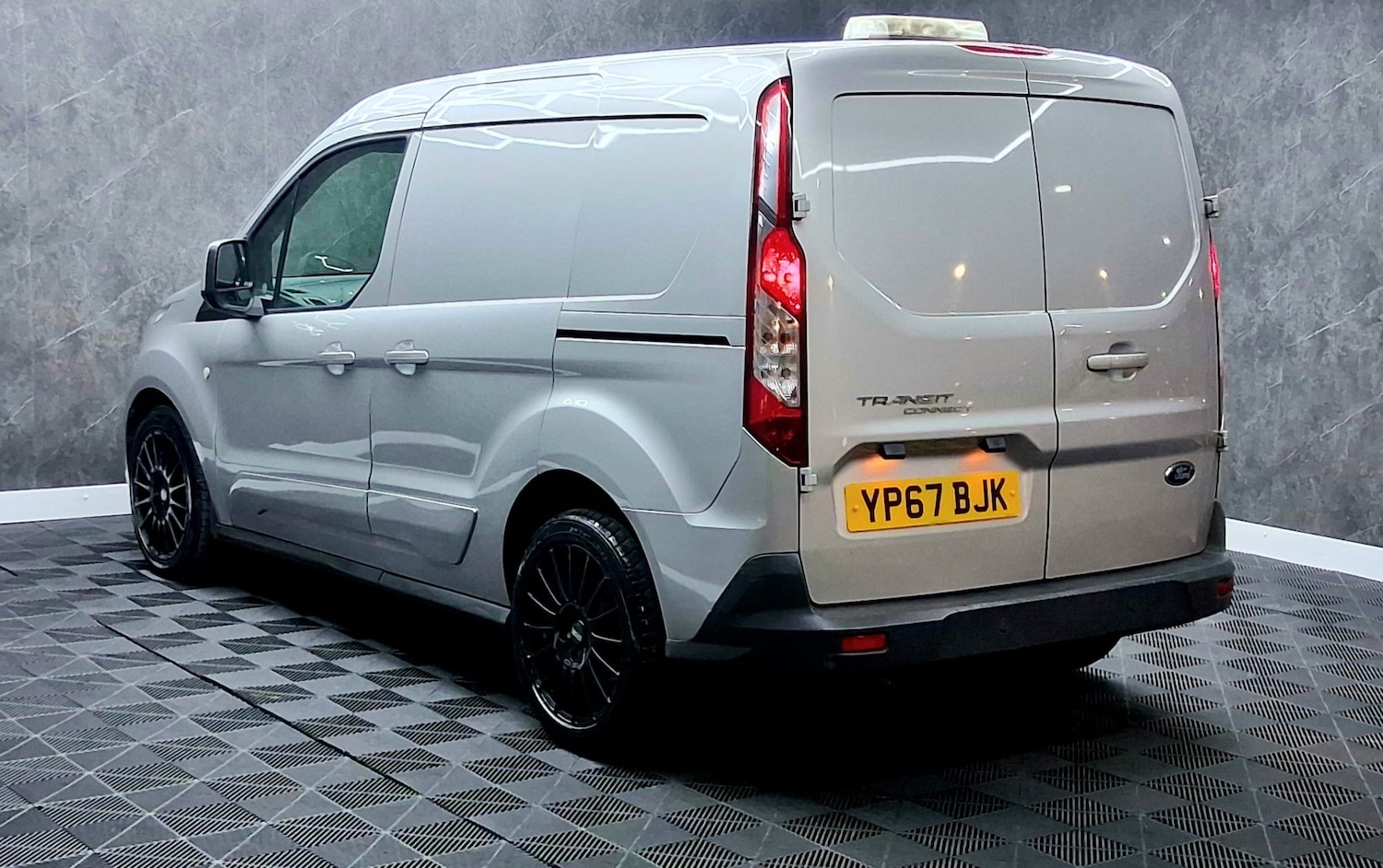 Used Ford Transit Connect 2017 for sale - 77568741: Photo 7