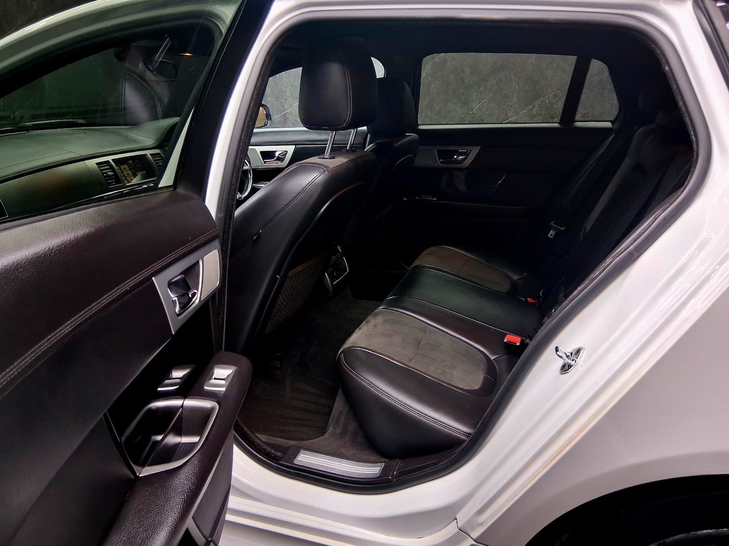 Used Jaguar XF 2014 for sale - 78028038: Photo 15