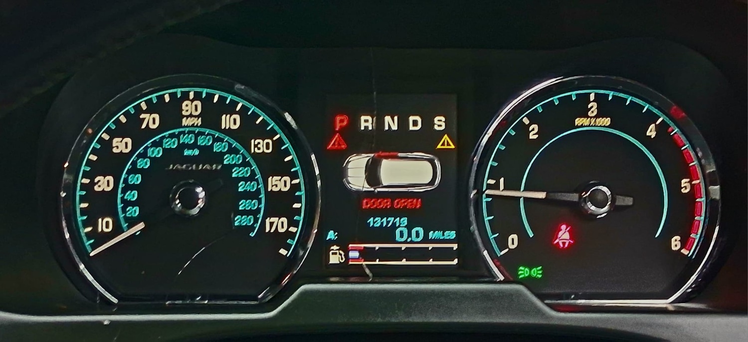 Used Jaguar XF 2014 for sale - 78028038: Photo 9