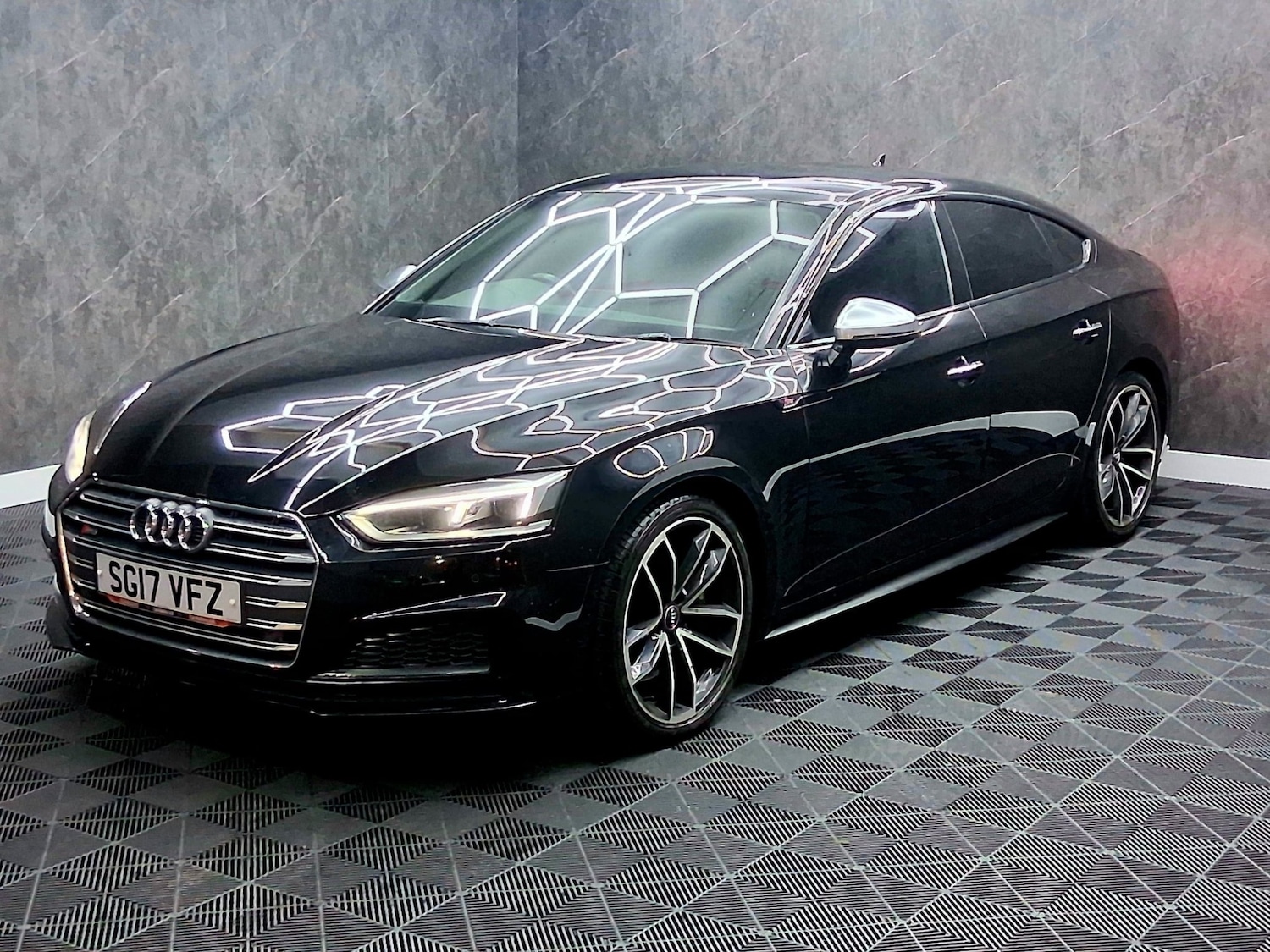 Used Audi A5 2017 for sale - 77476952: Photo 4