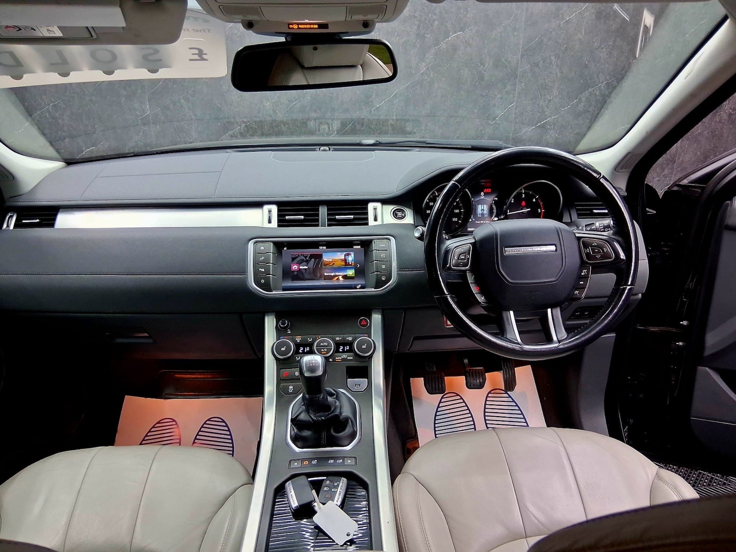 Used Land Rover Range Rover Evoque 2018 for sale - 77137530: Photo 11