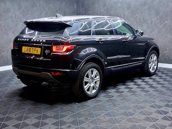Used Land Rover Range Rover Evoque 2018 for sale - 77137530: Photo
