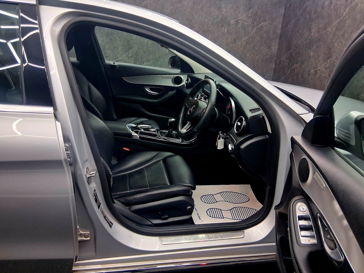 Used Mercedes-Benz C Class 2017 for sale - 77603432: Photo 19