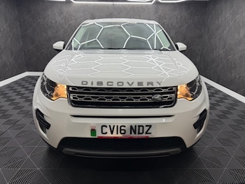 Used Land Rover Discovery Sport 2024 for sale - 78290342: Photo