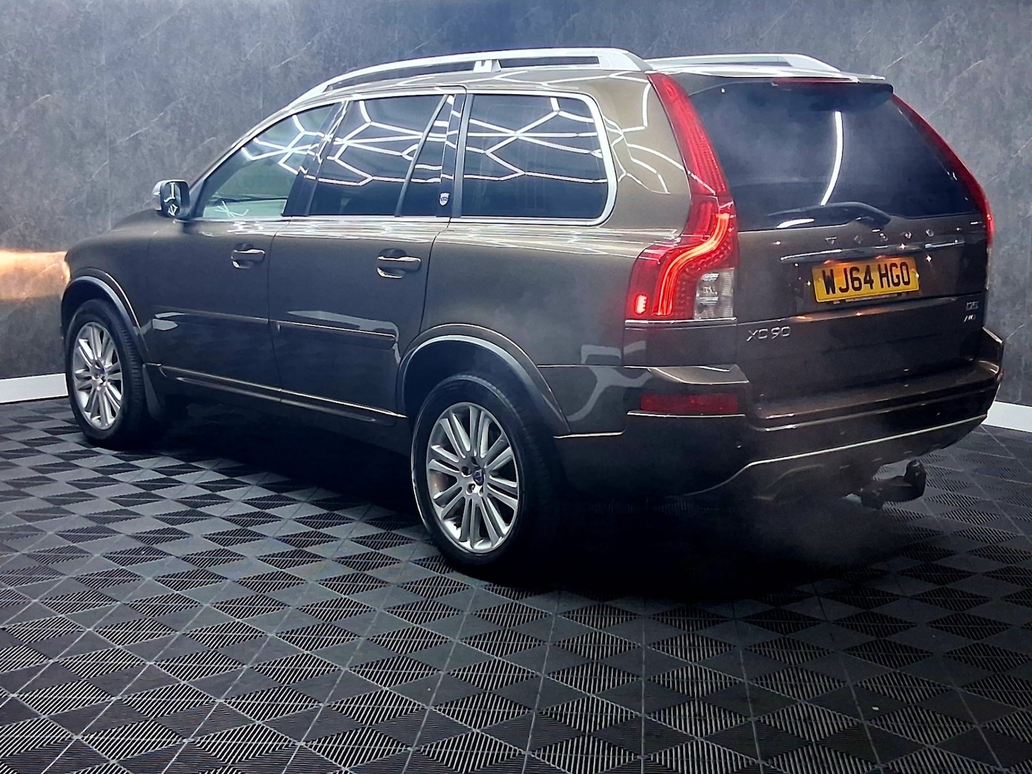Used Volvo XC90 2014 for sale - 77140814: Photo 4