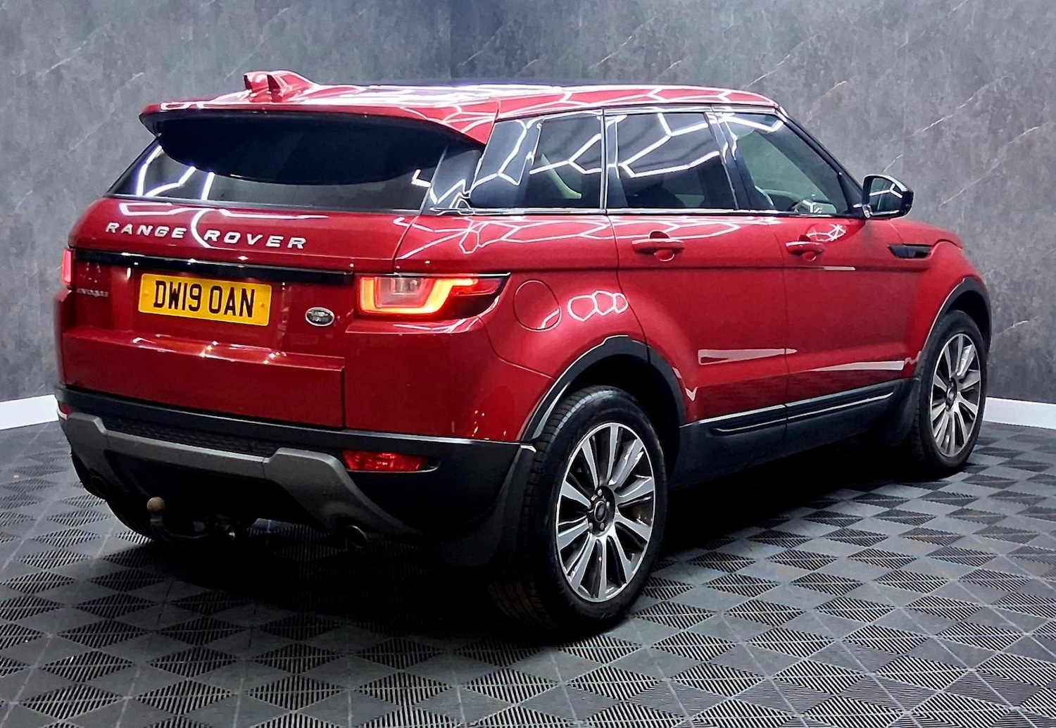 Used Land Rover Range Rover Evoque 2019 for sale - 78045960: Photo 5