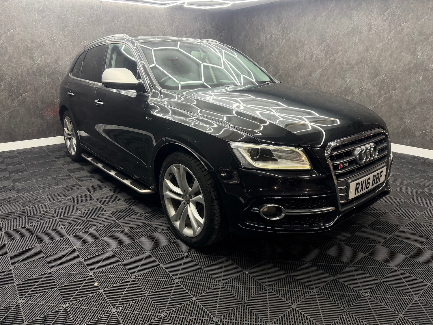Used Audi Q5 2016 for sale - 77318494: Photo 4