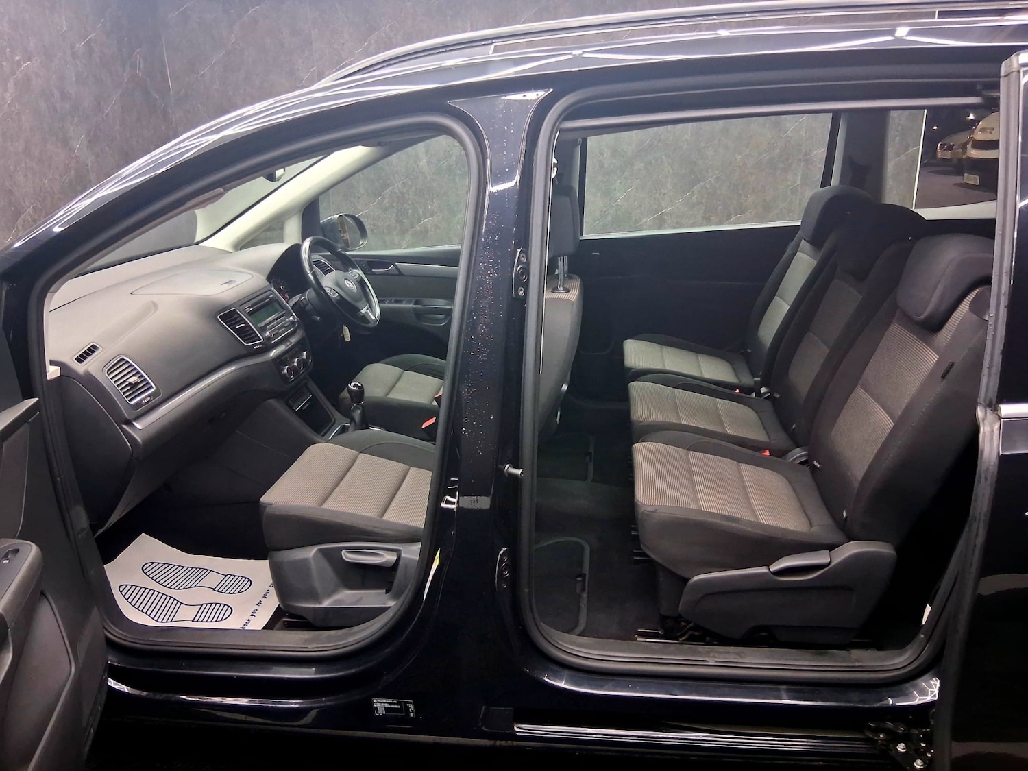 Used Volkswagen Sharan 2014 for sale - 77159326: Photo 9