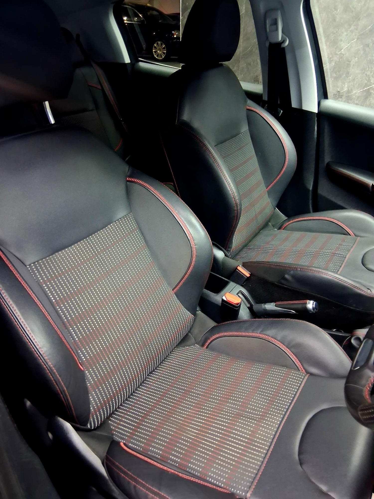 Used Peugeot 208 2015 for sale - 77694551: Photo 13