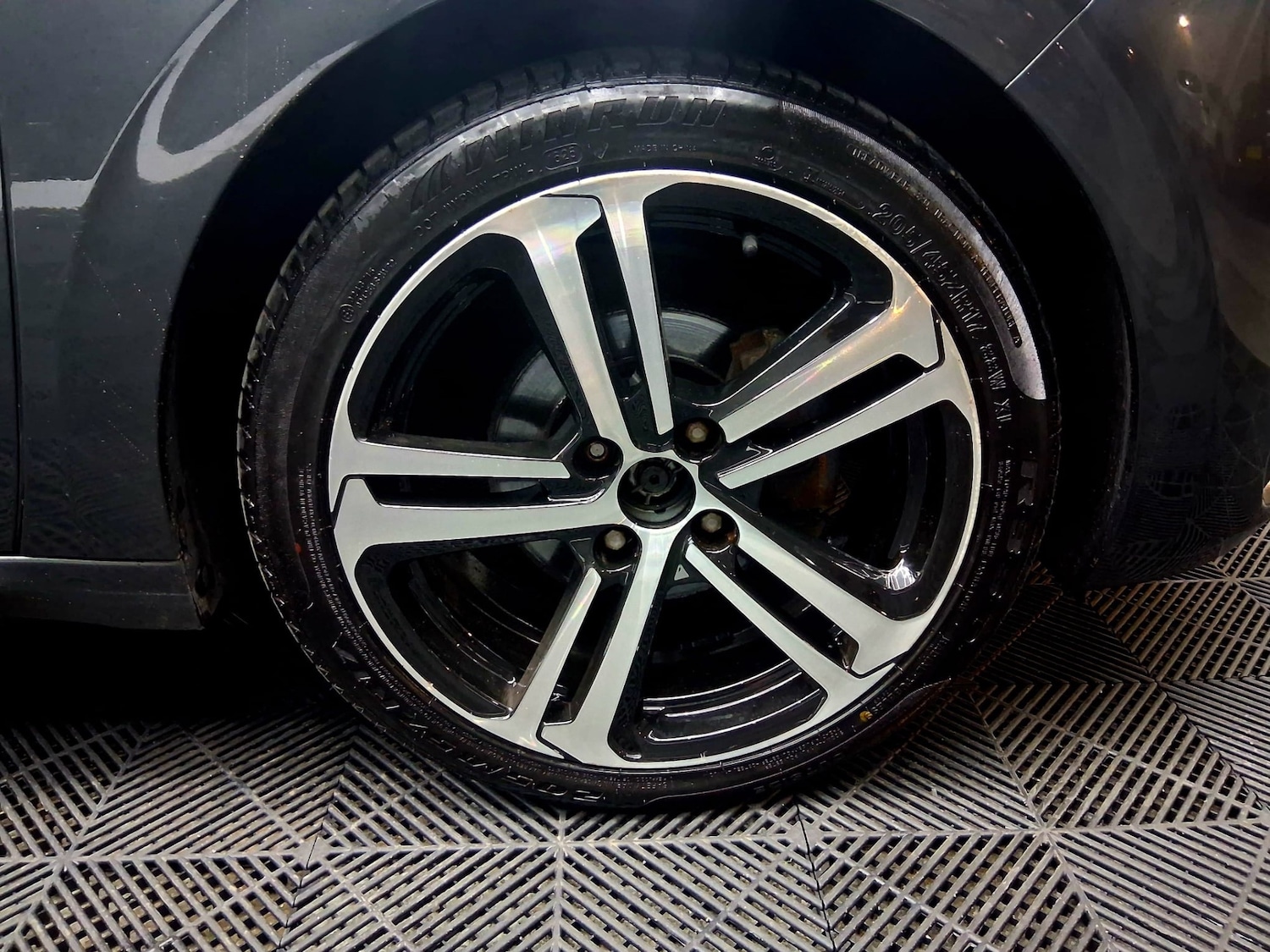 Used Peugeot 208 2015 for sale - 77694551: Photo 19