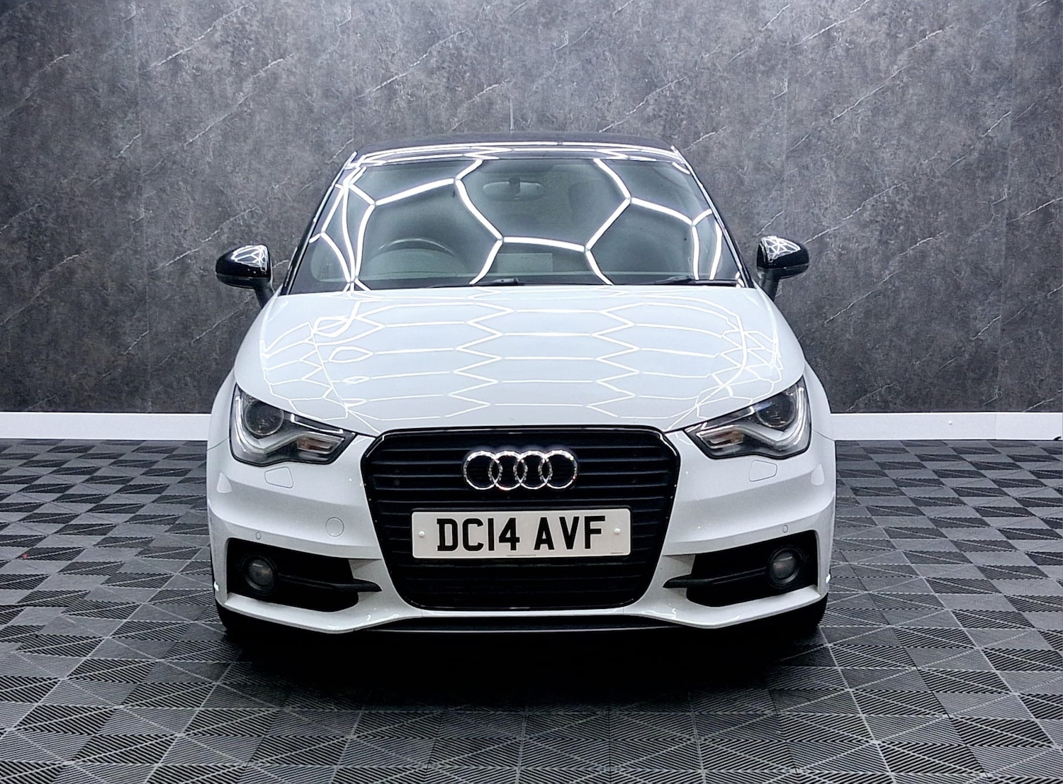 Used Audi A1 2014 for sale - 78045977: Photo 2