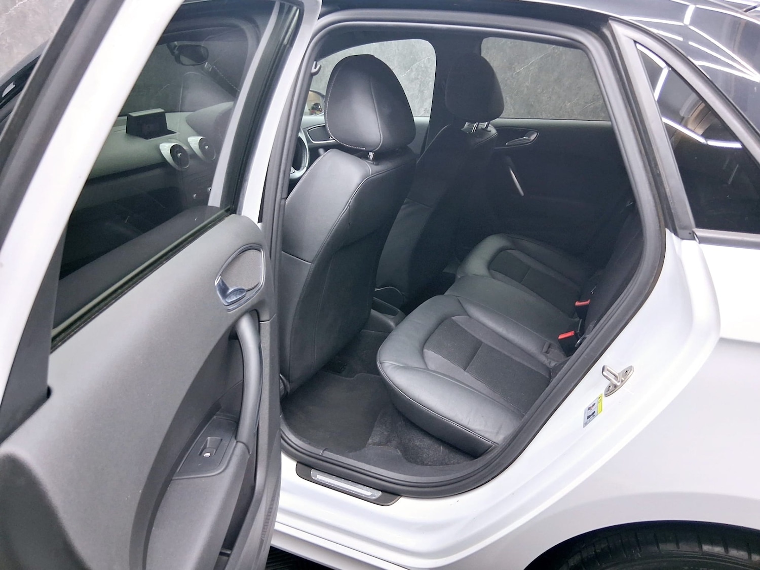 Used Audi A1 2014 for sale - 78045977: Photo 8