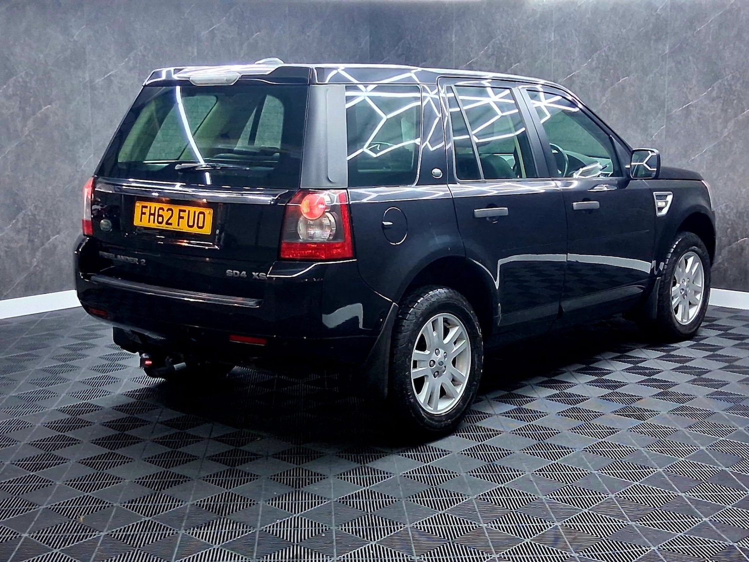 Used Land Rover Freelander 2013 for sale - 77149675: Photo 3