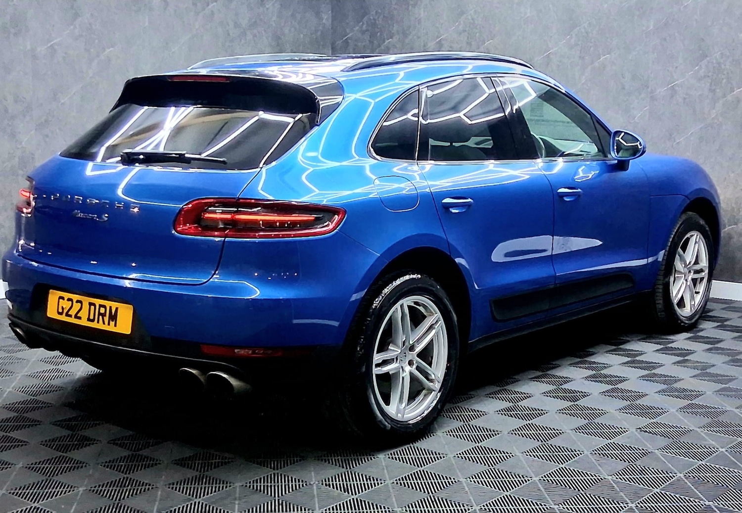 Used Porsche Macan 2015 for sale - 77750261: Photo 4