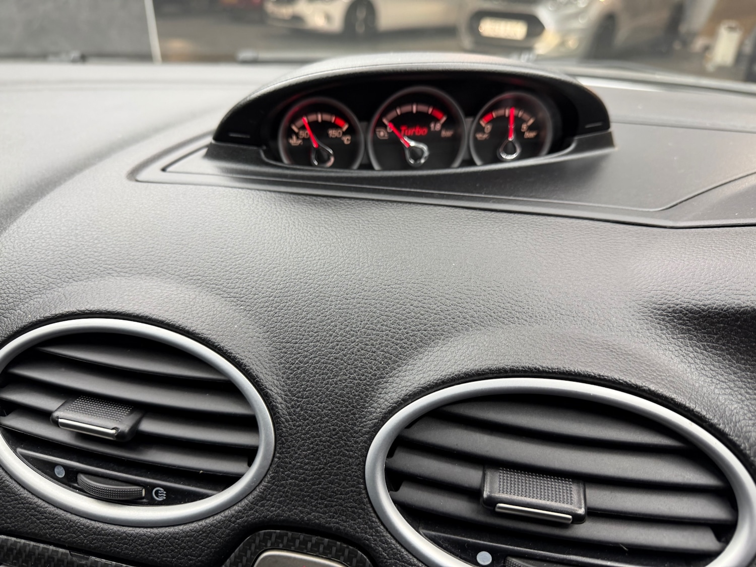 Used Ford Focus 2010 for sale - 77631022: Photo 11