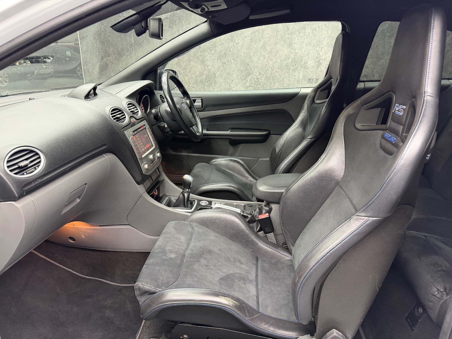 Used Ford Focus 2010 for sale - 77631022: Photo 13