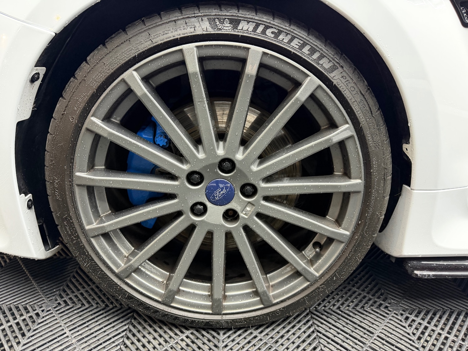 Used Ford Focus 2010 for sale - 77631022: Photo 20