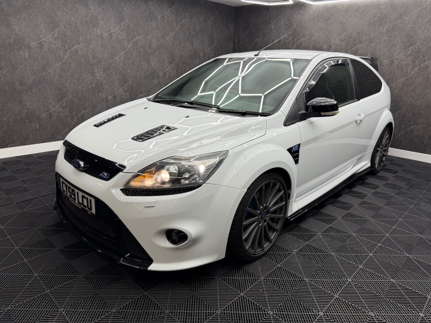 Used Ford Focus 2010 for sale - 77631022: Photo 3