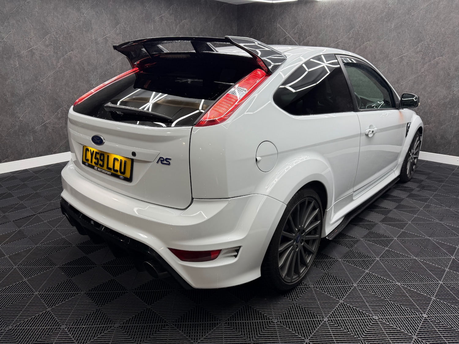 Used Ford Focus 2010 for sale - 77631022: Photo 5