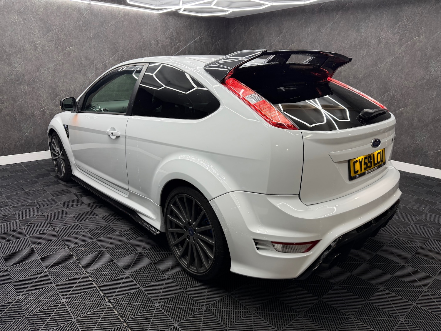 Used Ford Focus 2010 for sale - 77631022: Photo 6