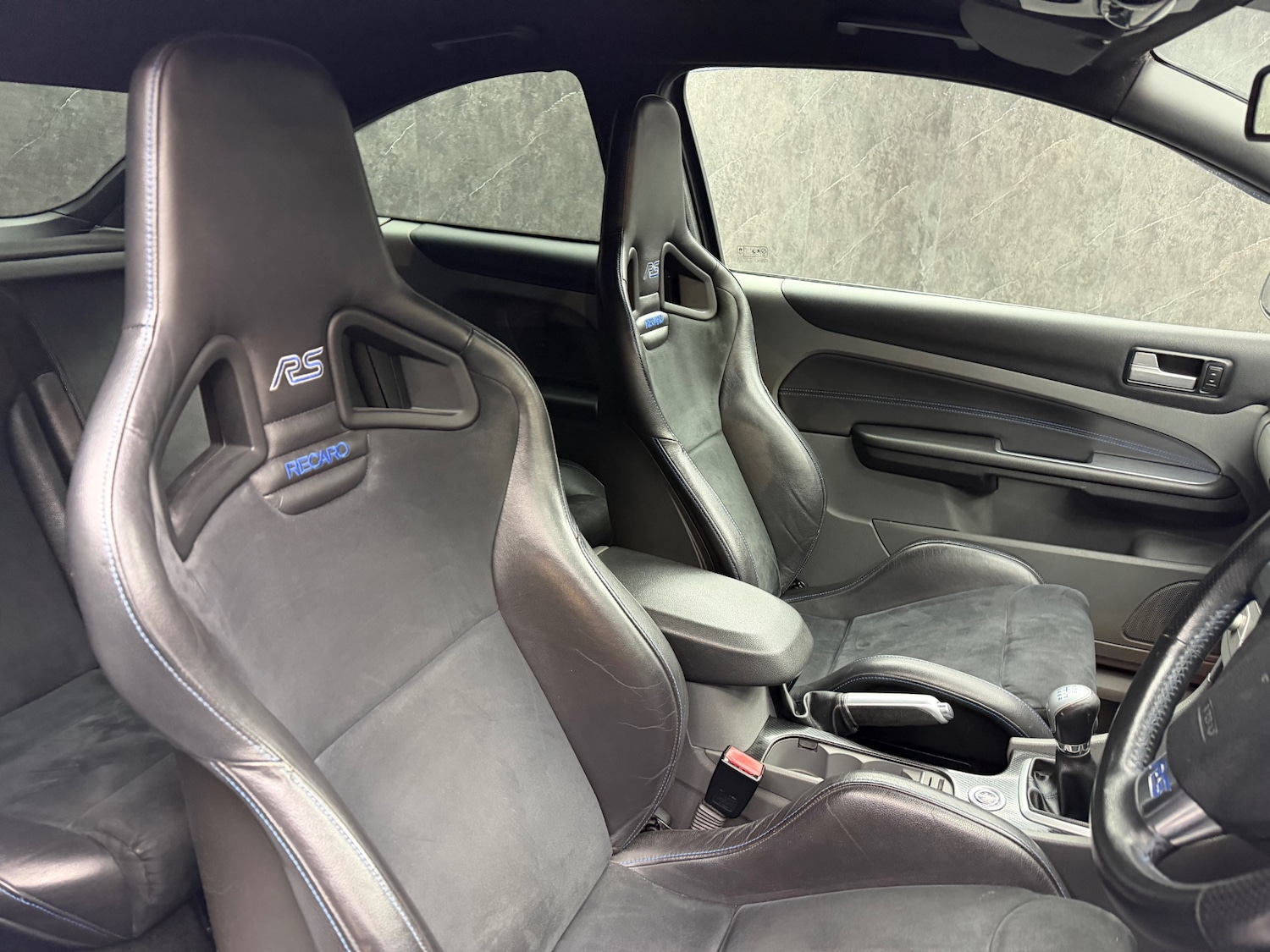 Used Ford Focus 2010 for sale - 77631022: Photo 9