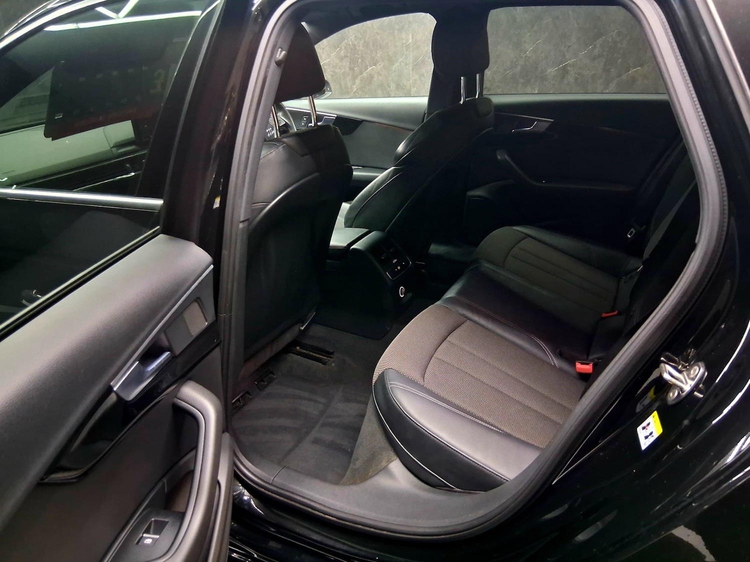 Used Audi A4 2017 for sale - 77141044: Photo 12