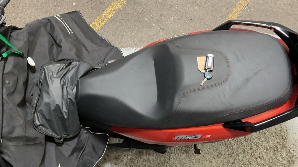 Used Piaggio MP3 2023 for sale - 78794183: Photo 8