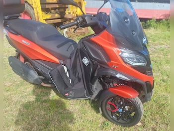 Used Piaggio MP3 2023 for sale - bike-79331817: Photo