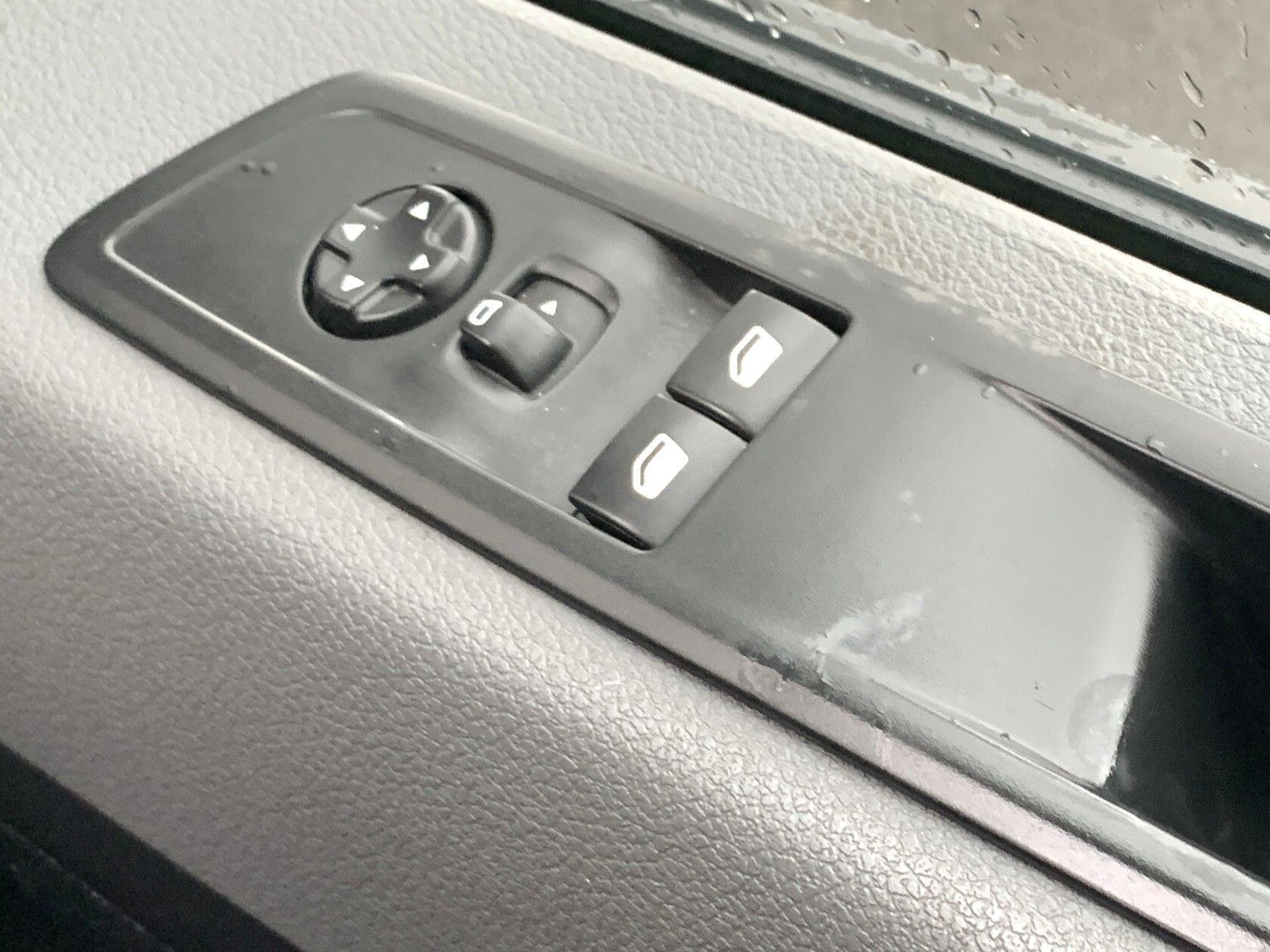 Used Peugeot Expert 2022 for sale - 76512383: Photo 28