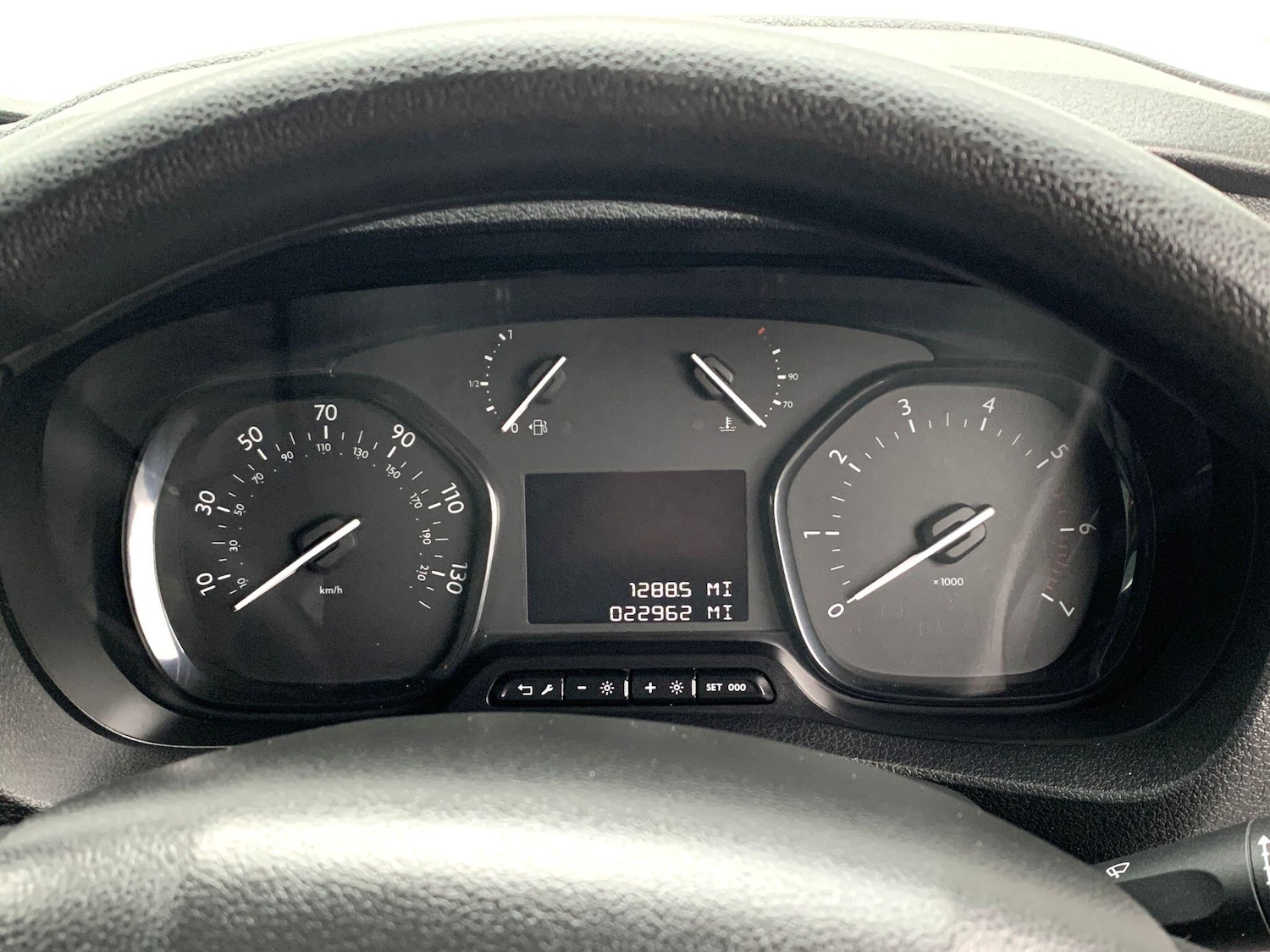 Used Peugeot Expert 2022 for sale - 76512383: Photo 34