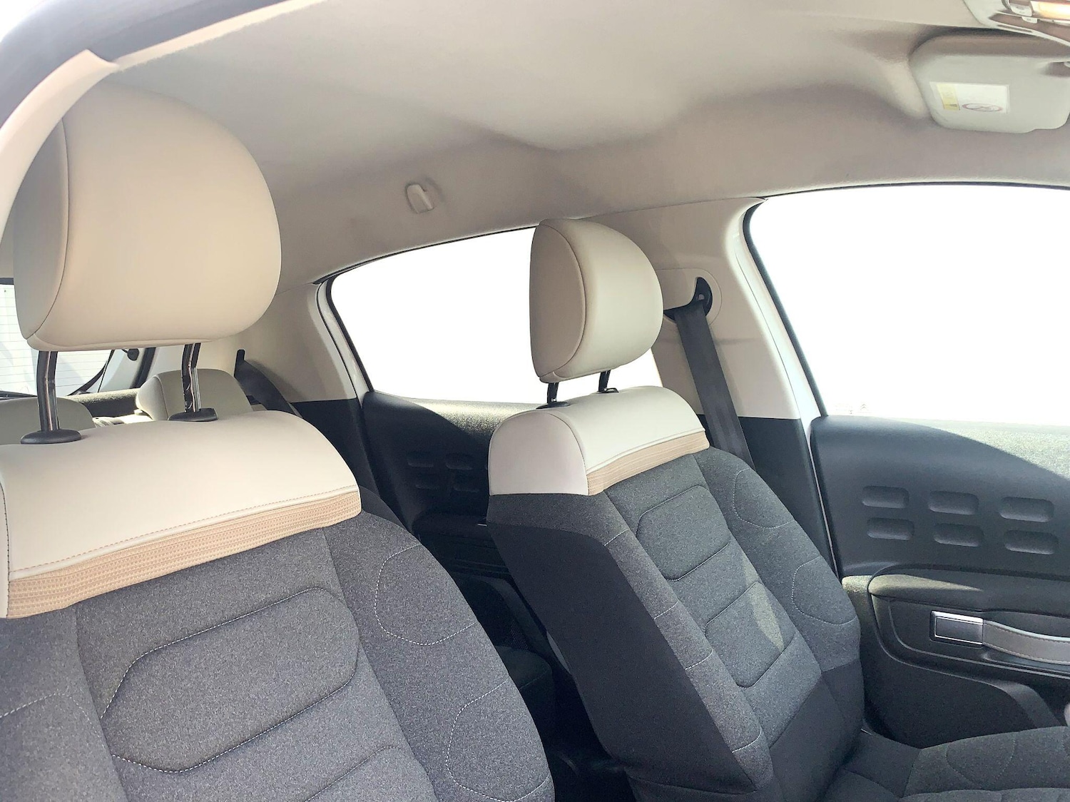 Used Citroen C3 2023 for sale - 77738351: Photo 11