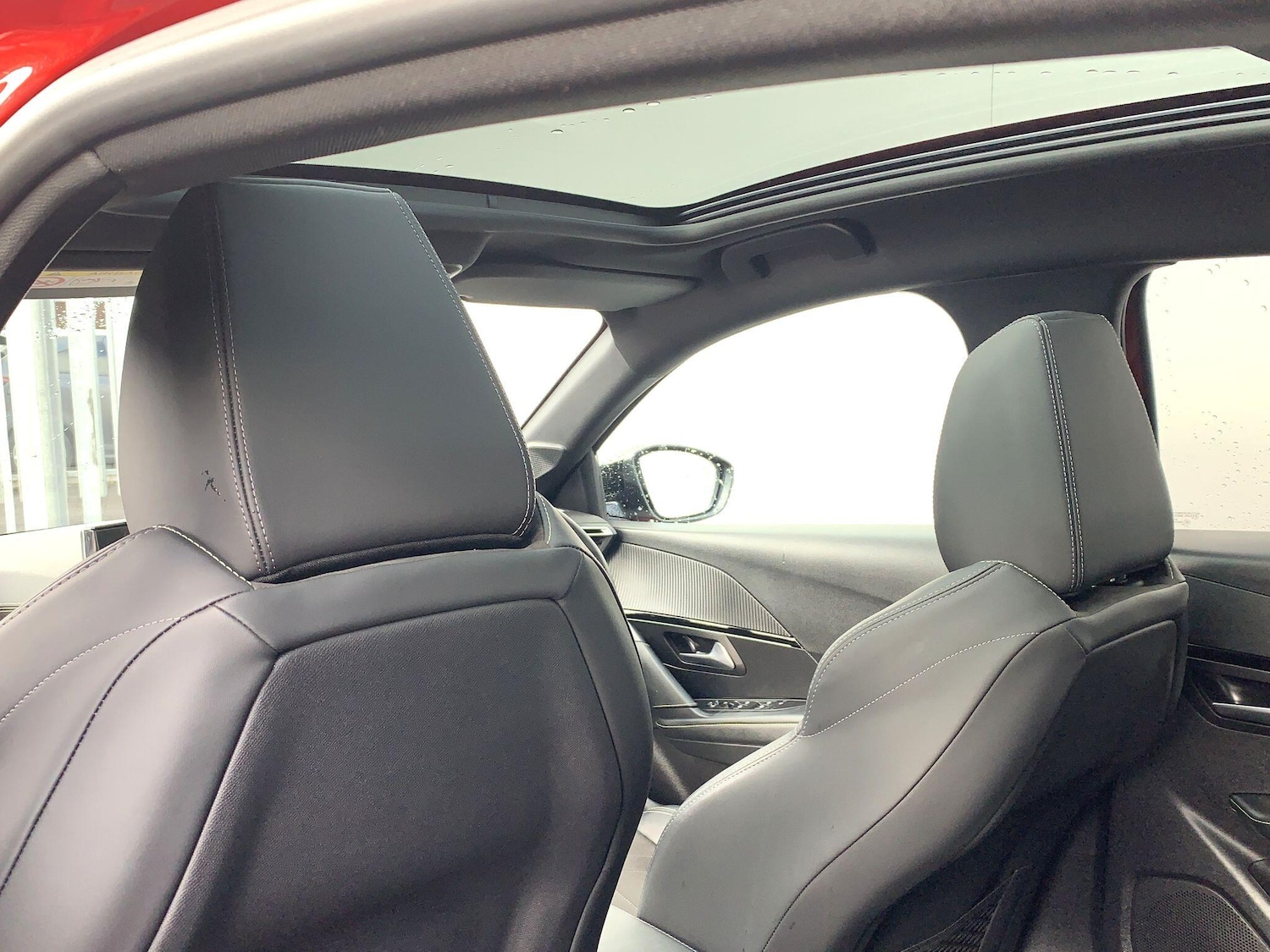 Used Peugeot E-208 2022 for sale - 77523629: Photo 17