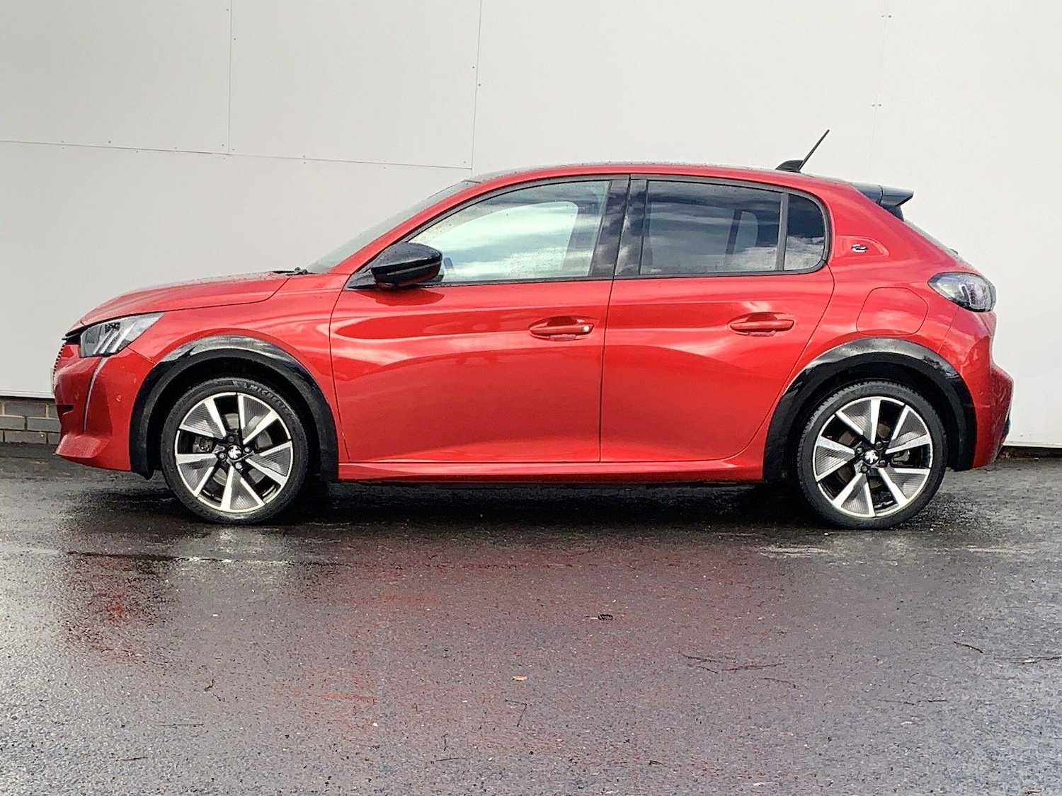 Used Peugeot E-208 2022 for sale - 77523629: Photo 18