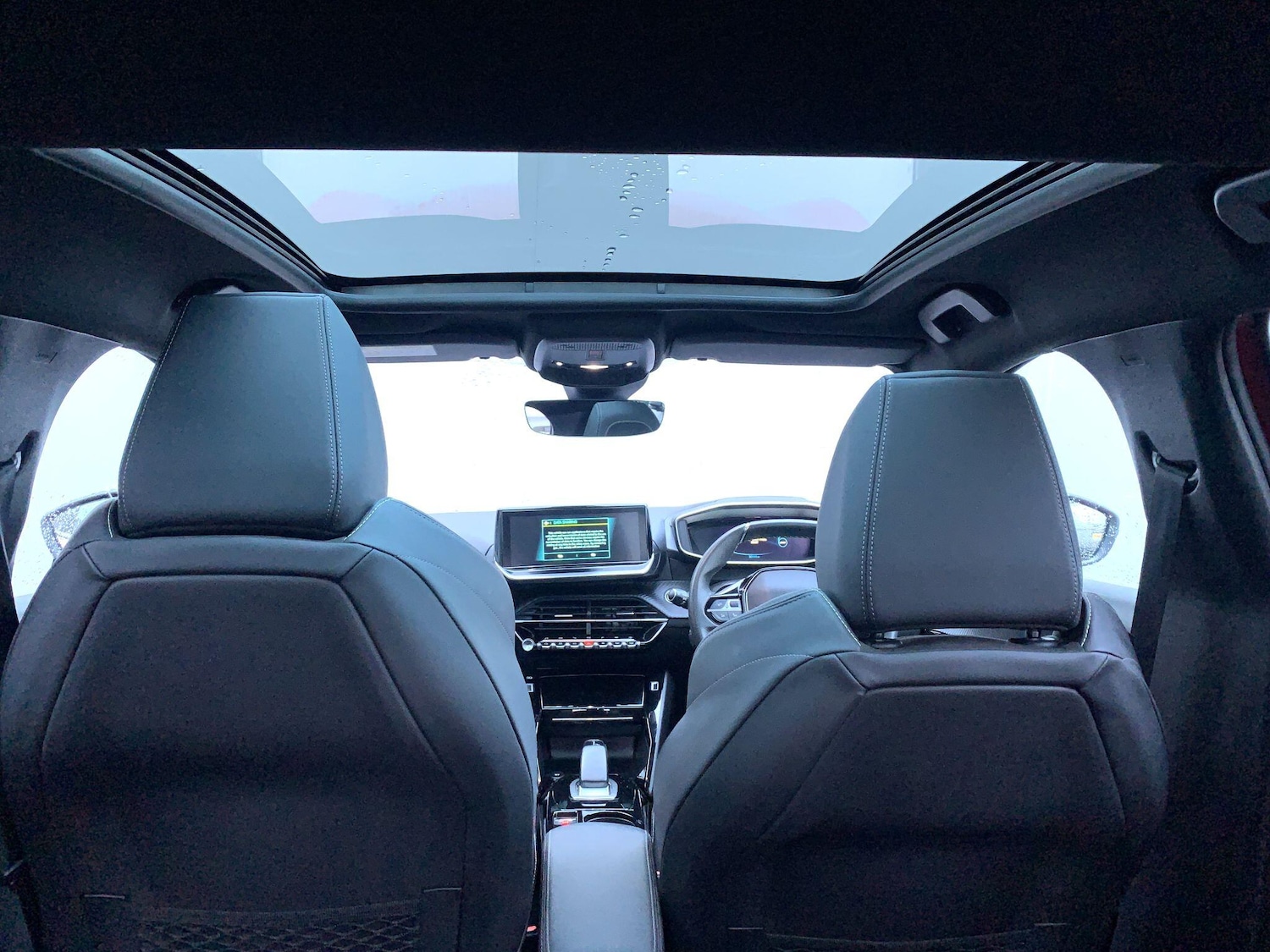 Used Peugeot E-208 2022 for sale - 77523629: Photo 35